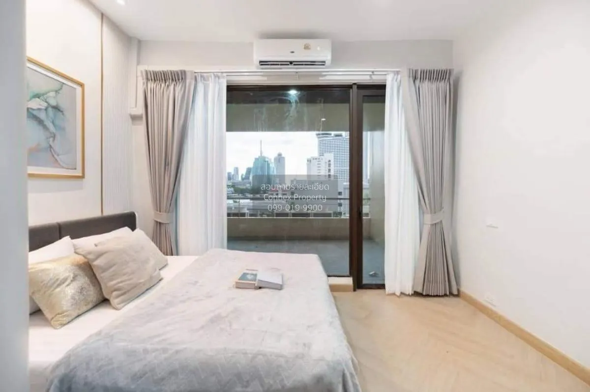 For Sale Condo , Baan Chao Praya , newly renovated , BTS-Khlong S