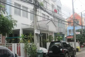 For Sale Townhouse/Townhome  , CP Parkland Village , Nuan Chan , Bung Kum , Bangkok , CX-106574