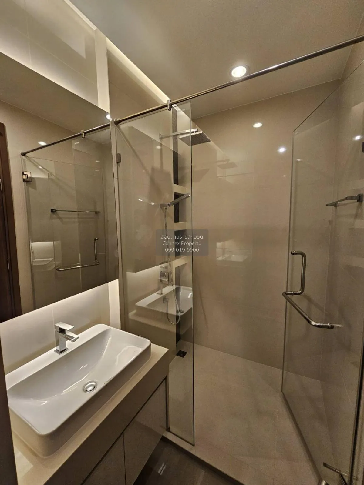 ขายคอนโด  แม่น้ำ เรสซิเดนท์ วิวสวย วิวแม่น้ำ หน้ากว้าง BTS-สะพานต