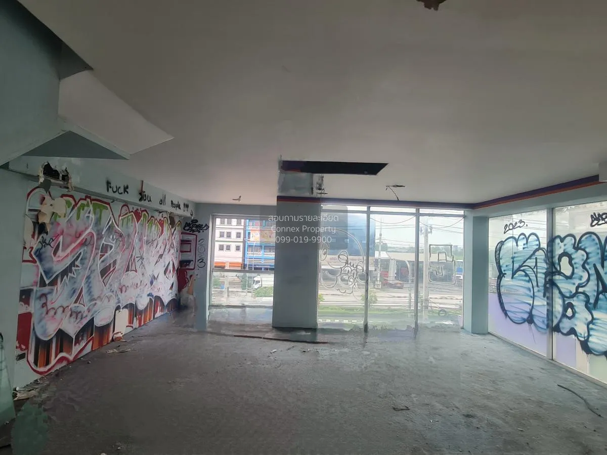 ขายโฮมออฟฟิต 4ชั้น เอส.ที.เพอร์เฟคเฮาส์  ร่มเกล้า-เจ้าคุณทหาร คลอ