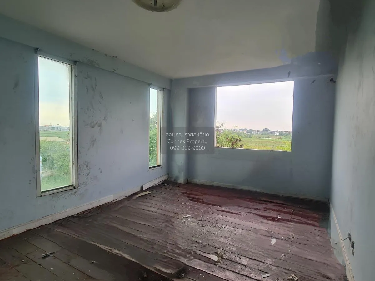 ขายโฮมออฟฟิต 4ชั้น เอส.ที.เพอร์เฟคเฮาส์  ร่มเกล้า-เจ้าคุณทหาร คลอ