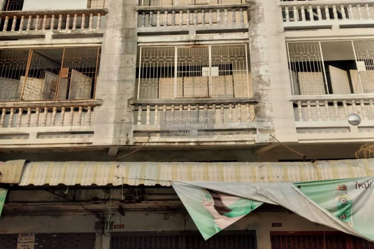For Sale 4-storey commercial building on Bang Kruai - Sai Noi Roa 3
