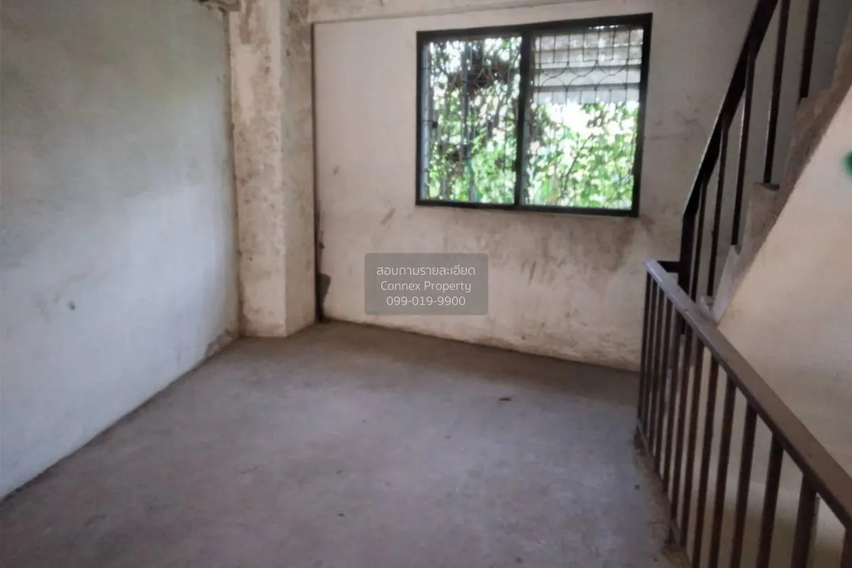 For Sale 4-storey commercial building on Bang Kruai - Sai Noi Roa