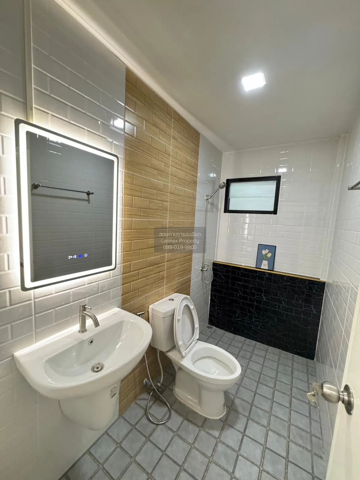 ขายทาวน์เฮ้าส์/ทาวน์โฮม  ดิเอมเมอรัลด์ พาร์ค 2 บางบัวทอง บางบัวทอ