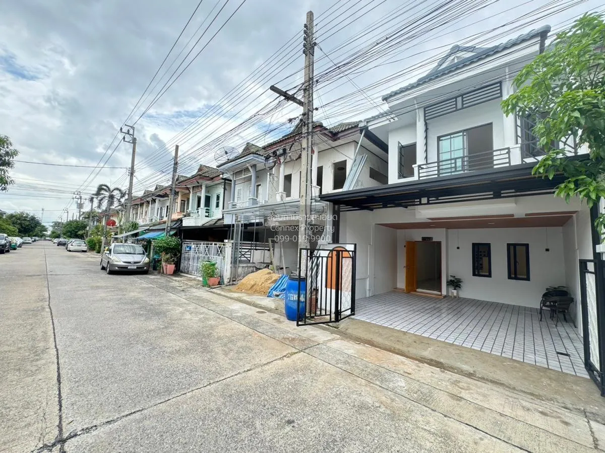 ขายทาวน์เฮ้าส์/ทาวน์โฮม  ดิเอมเมอรัลด์ พาร์ค 2 บางบัวทอง บางบัวทอ 1