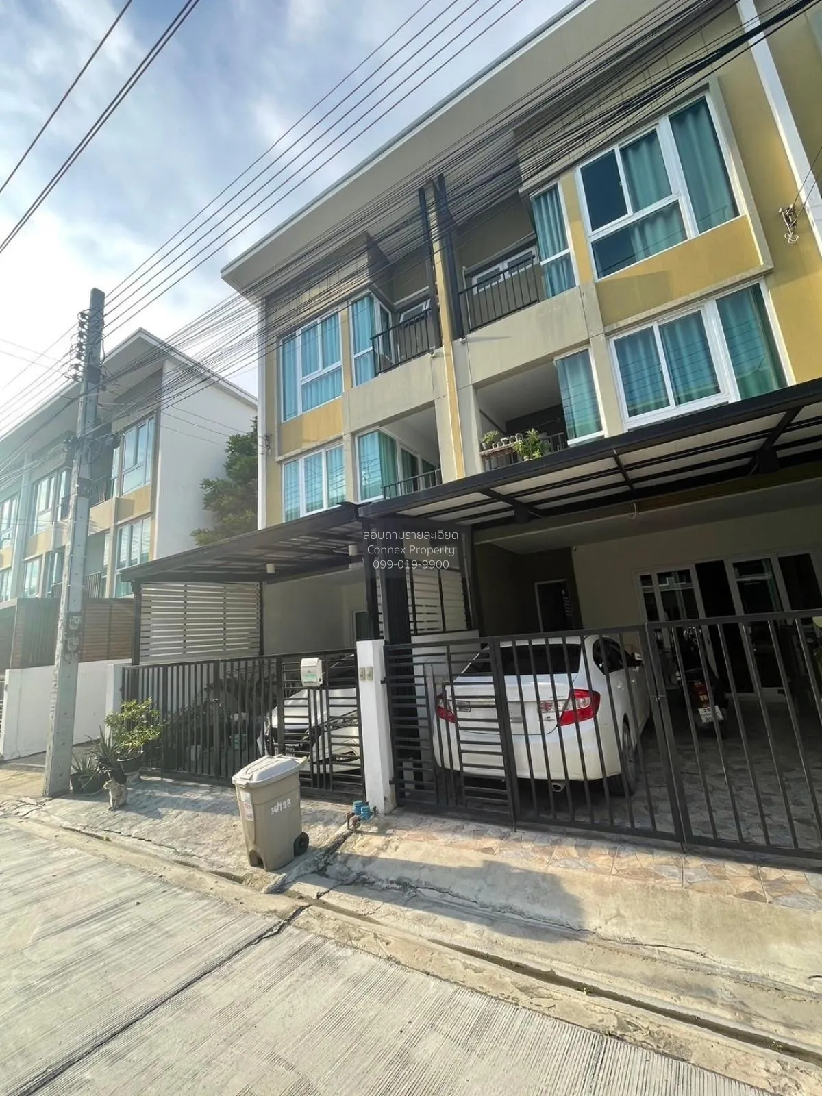 For Sale Townhouse/Townhome  , Bless Town Srinakarin - Namdang ,  2