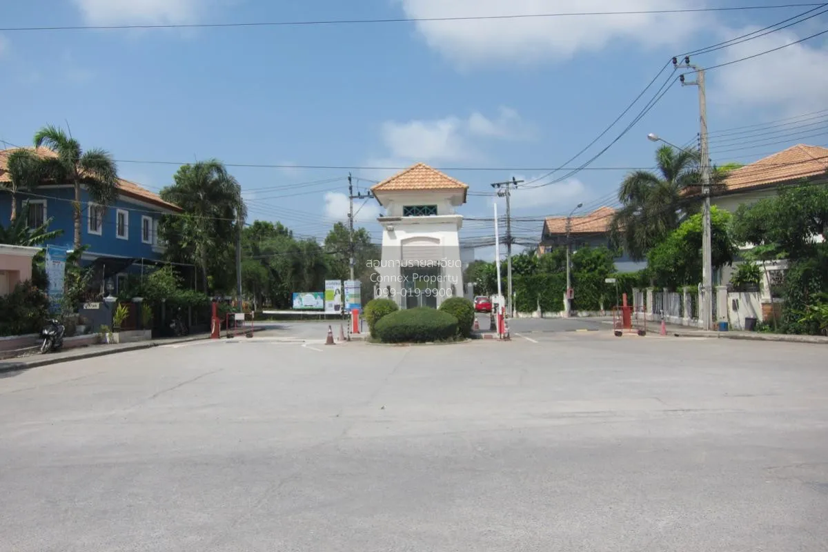 For Sale House , Pruksa Village 7 , Na Kluea , Phra Samut Chedi ,