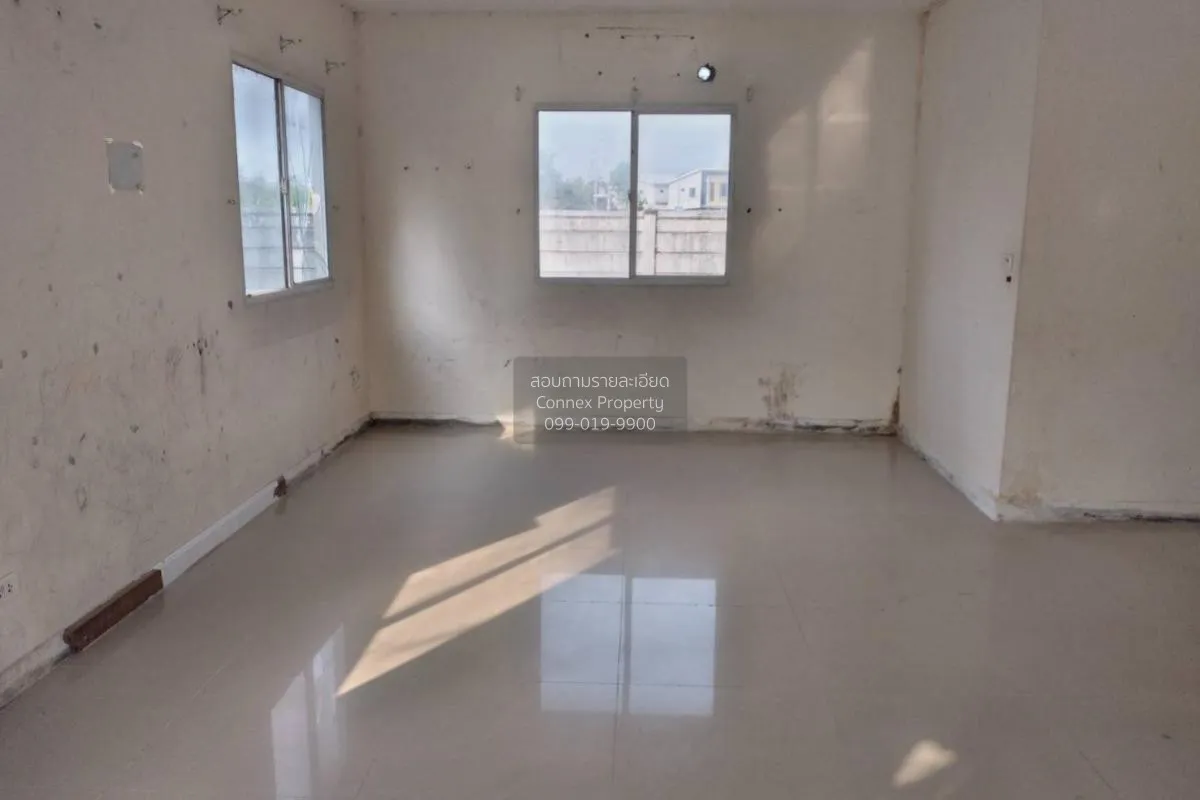 For Sale House , Pruksa Village 7 , Na Kluea , Phra Samut Chedi ,