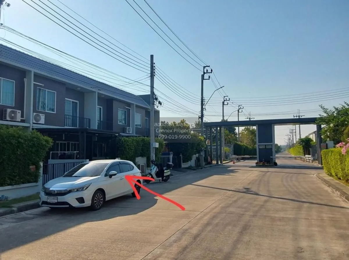 ขายทาวน์เฮ้าส์/ทาวน์โฮม  เดอะ คัลเลอร์ส วงแหวนฯ - รามอินทรา 2 บาง 4