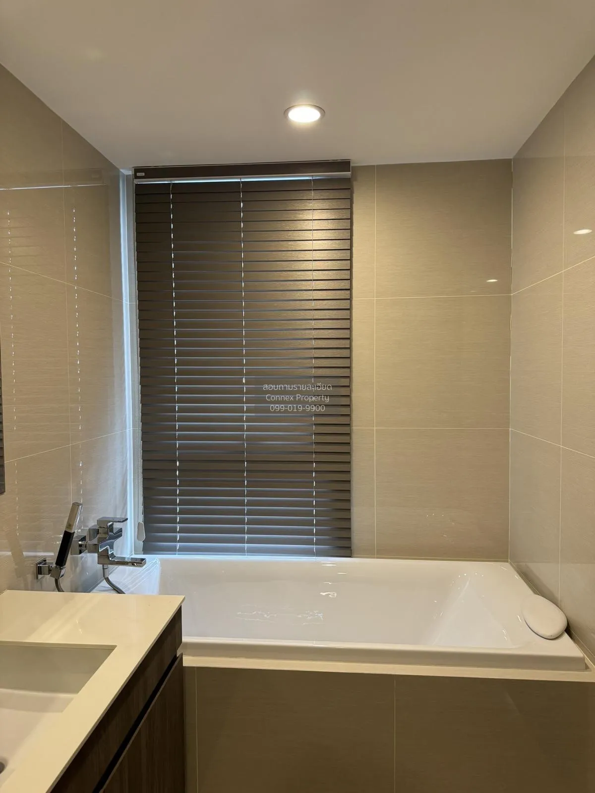 For Rent Condo , Ideo Mobi Sukhumvit 66 , nice view , high floor 