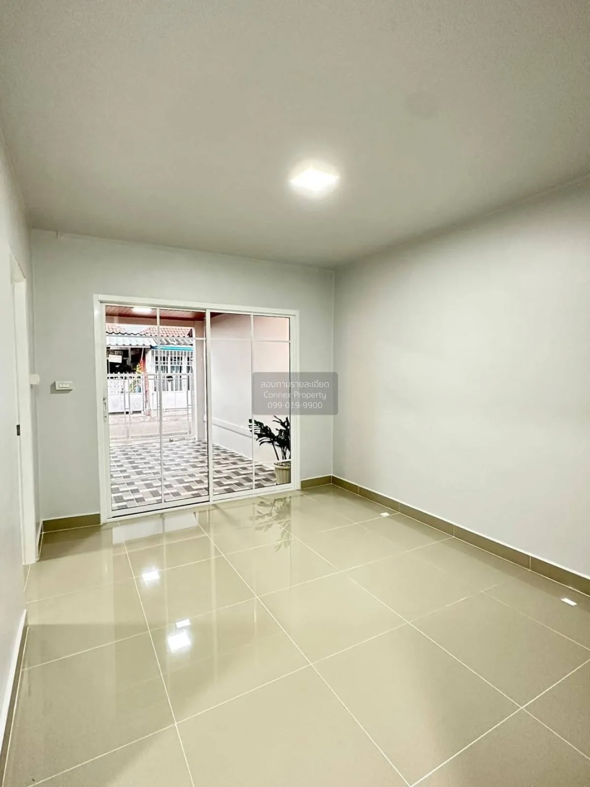 For Sale Townhouse/Townhome  , Baan Pruksa 3 Soi Watlatpladuk , w