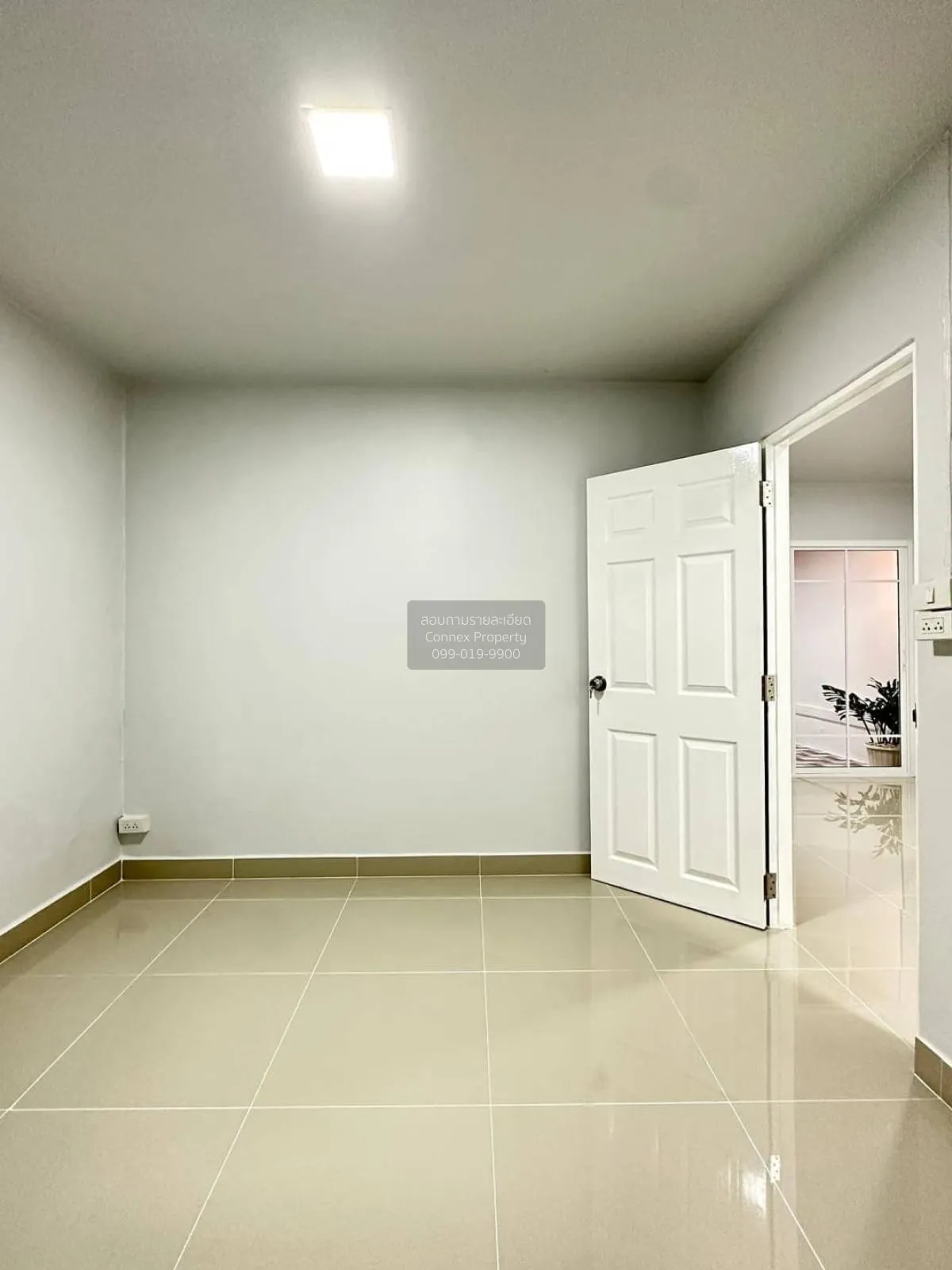 For Sale Townhouse/Townhome  , Baan Pruksa 3 Soi Watlatpladuk , w