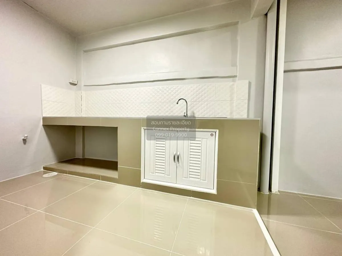 For Sale Townhouse/Townhome  , Baan Pruksa 3 Soi Watlatpladuk , w