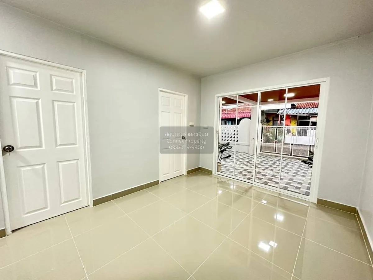 For Sale Townhouse/Townhome  , Baan Pruksa 3 Soi Watlatpladuk , w