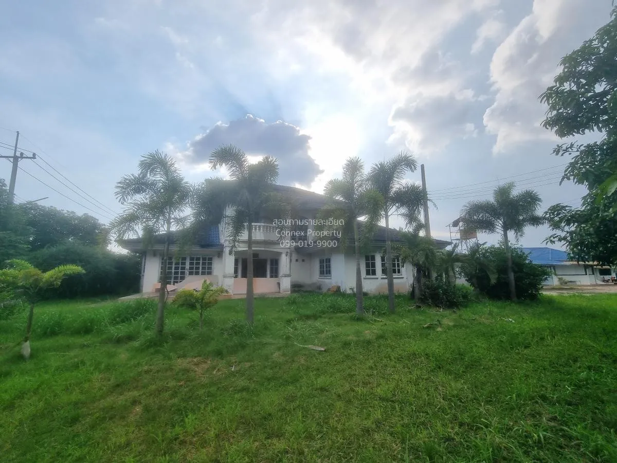 For Sale Land with building at  Phanom Sarakham Chachoengsao , Ba