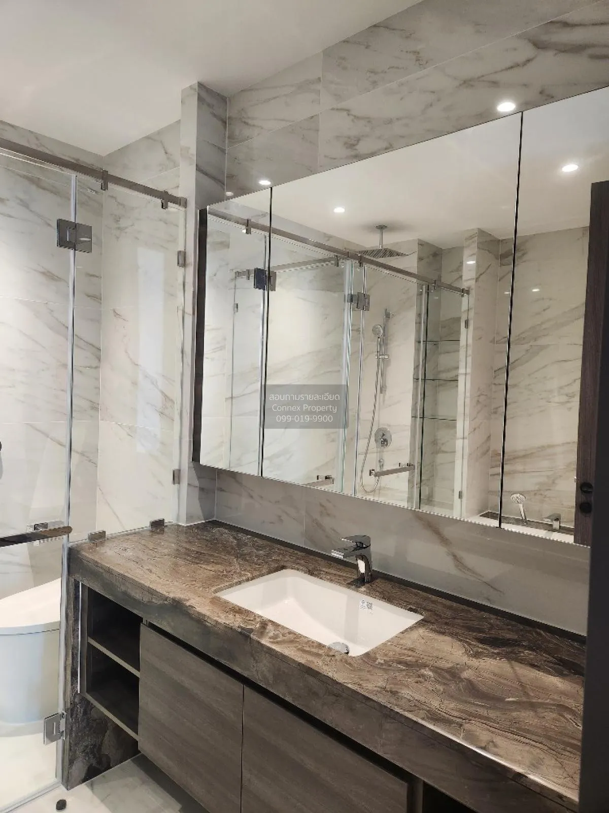 เช่าคอนโด  ศุภาลัย ไอคอน สาทร MRT-สีลม ทุ่งมหาเมฆ เขต สาทร กรุงเท