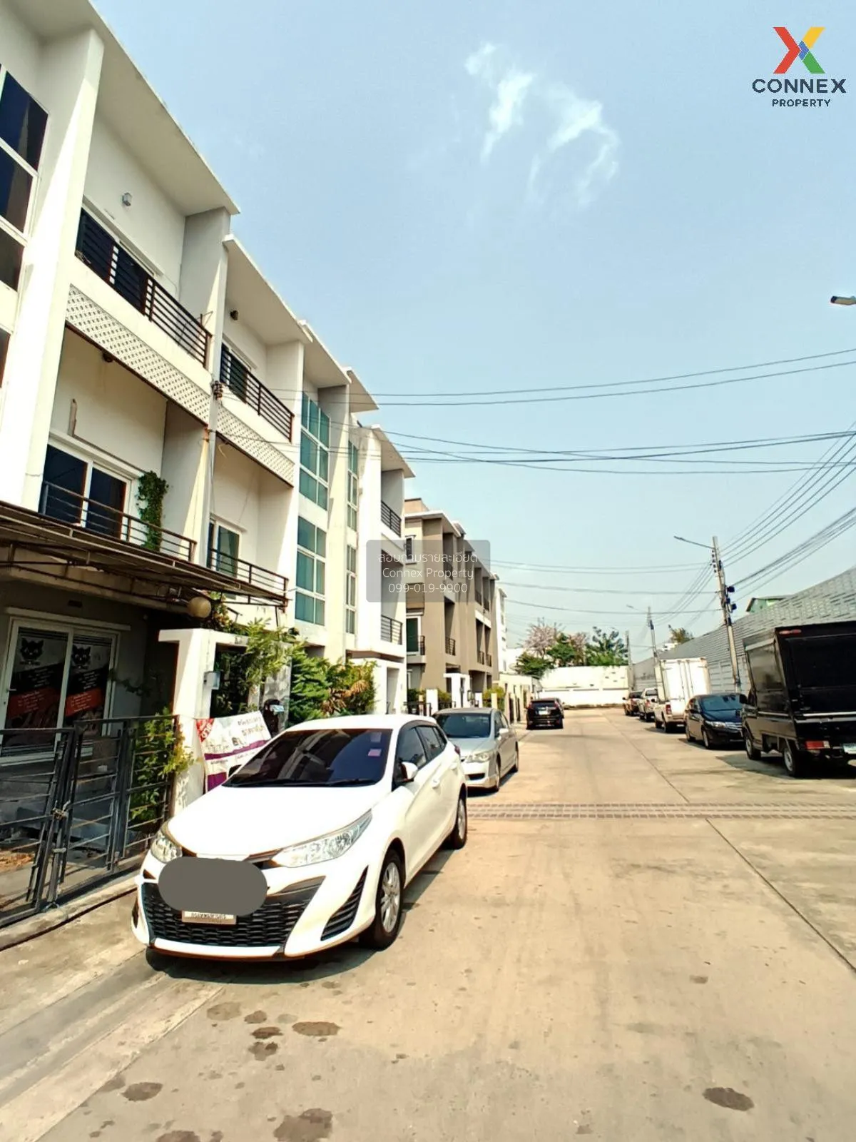 For Sale House , Patagonia 2 Ramindra - Hathairat , Min Buri , Mi 2