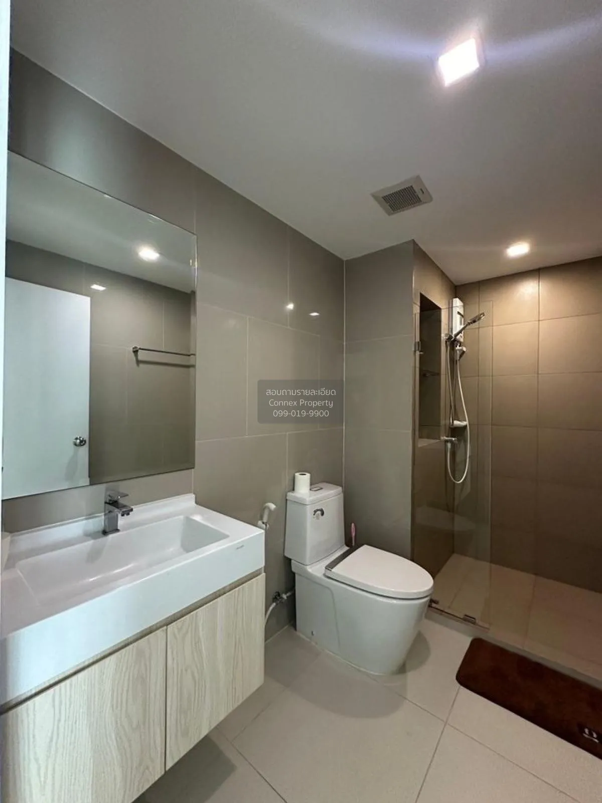 For Rent Condo , Rich Park Triple Station , ARL-Hua Mak , Suan Lu