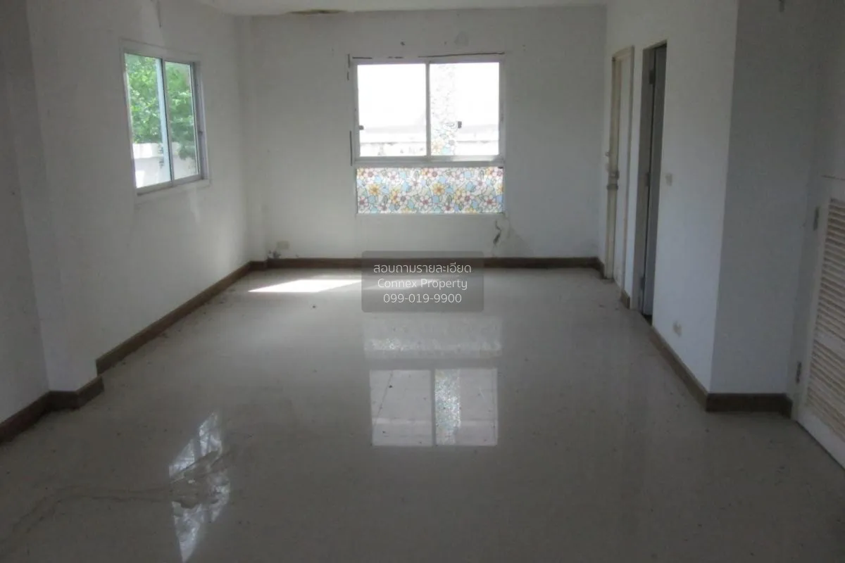 For Sale Townhouse/Townhome  , Siriracha , Surasak , Si Racha , C 2