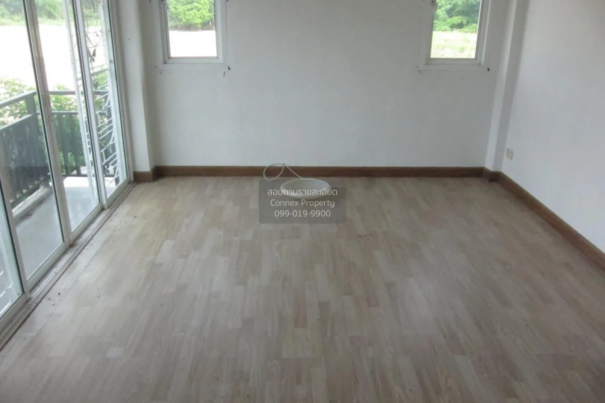 For Sale Townhouse/Townhome  , Siriracha , Surasak , Si Racha , C 4