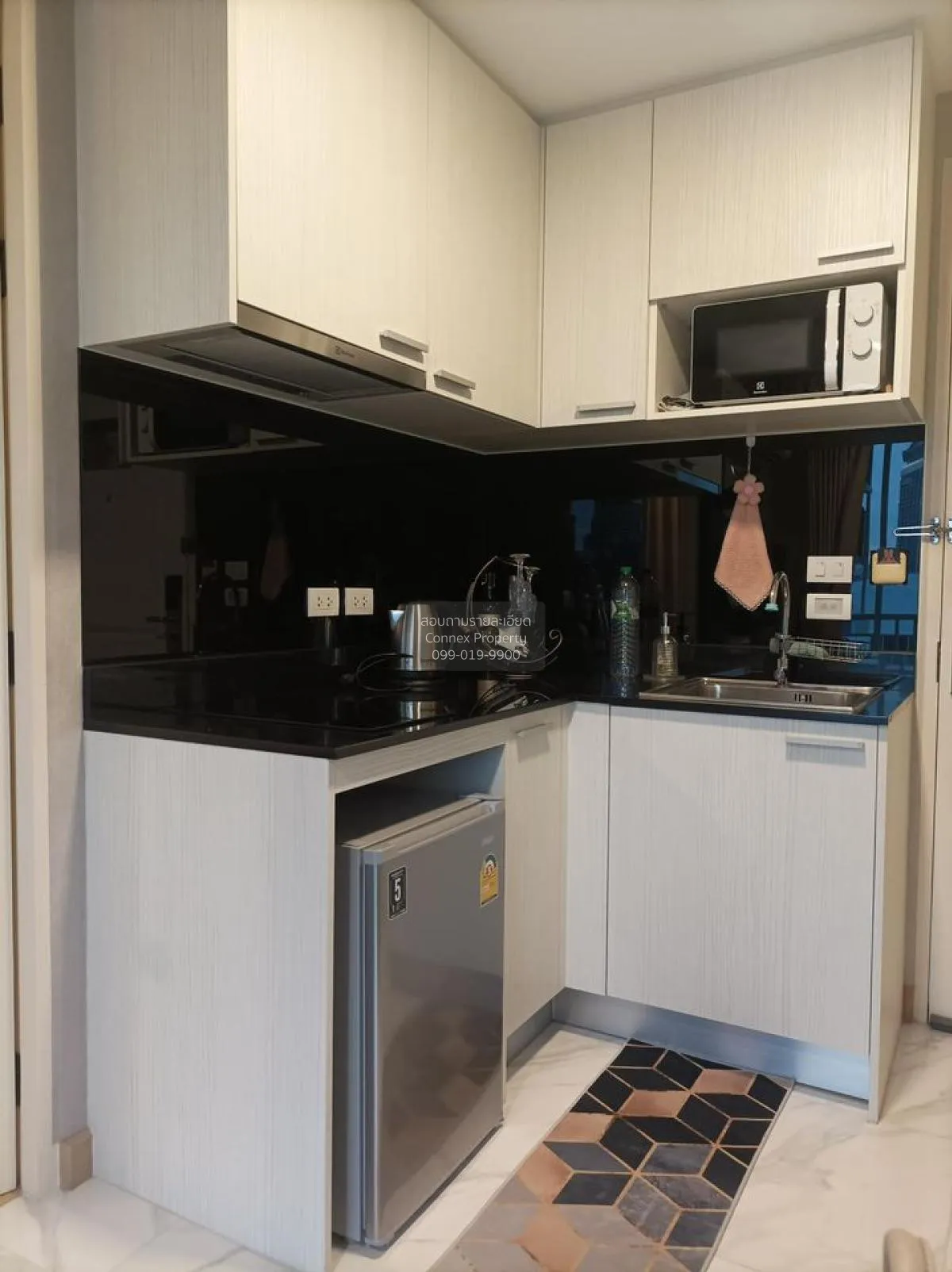 ขายคอนโด  เบลส เรสสิเด้นซ์ เอกมัย BTS-เอกมัย คลองตันเหนือ เขต วัฒ 2