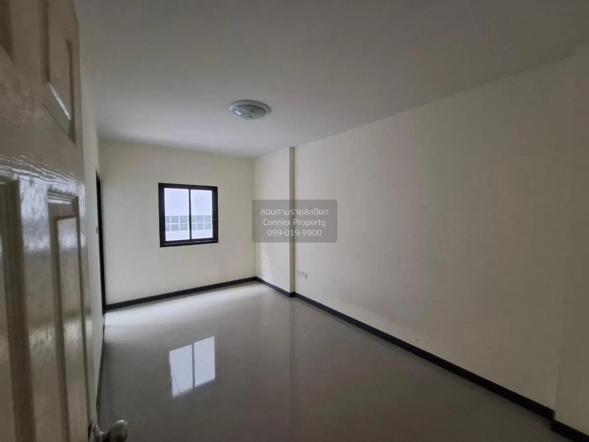 For Sale Townhouse/Townhome  , The Next Biztown Sriracha , Bueng 