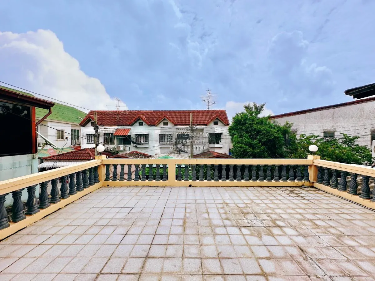 For Sale Townhouse/Townhome  , Lucky Home Rattanathibet - Sai Ma 