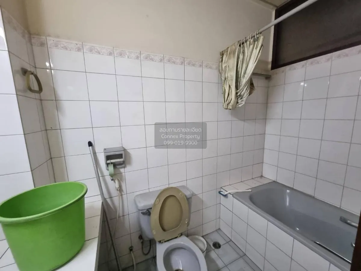 ขายอาคารพาณิชย์ 5 ชั้นครึ่ง  ซอย เพชรเกษม 50/4 บางหว้า เขต ภาษีเจ