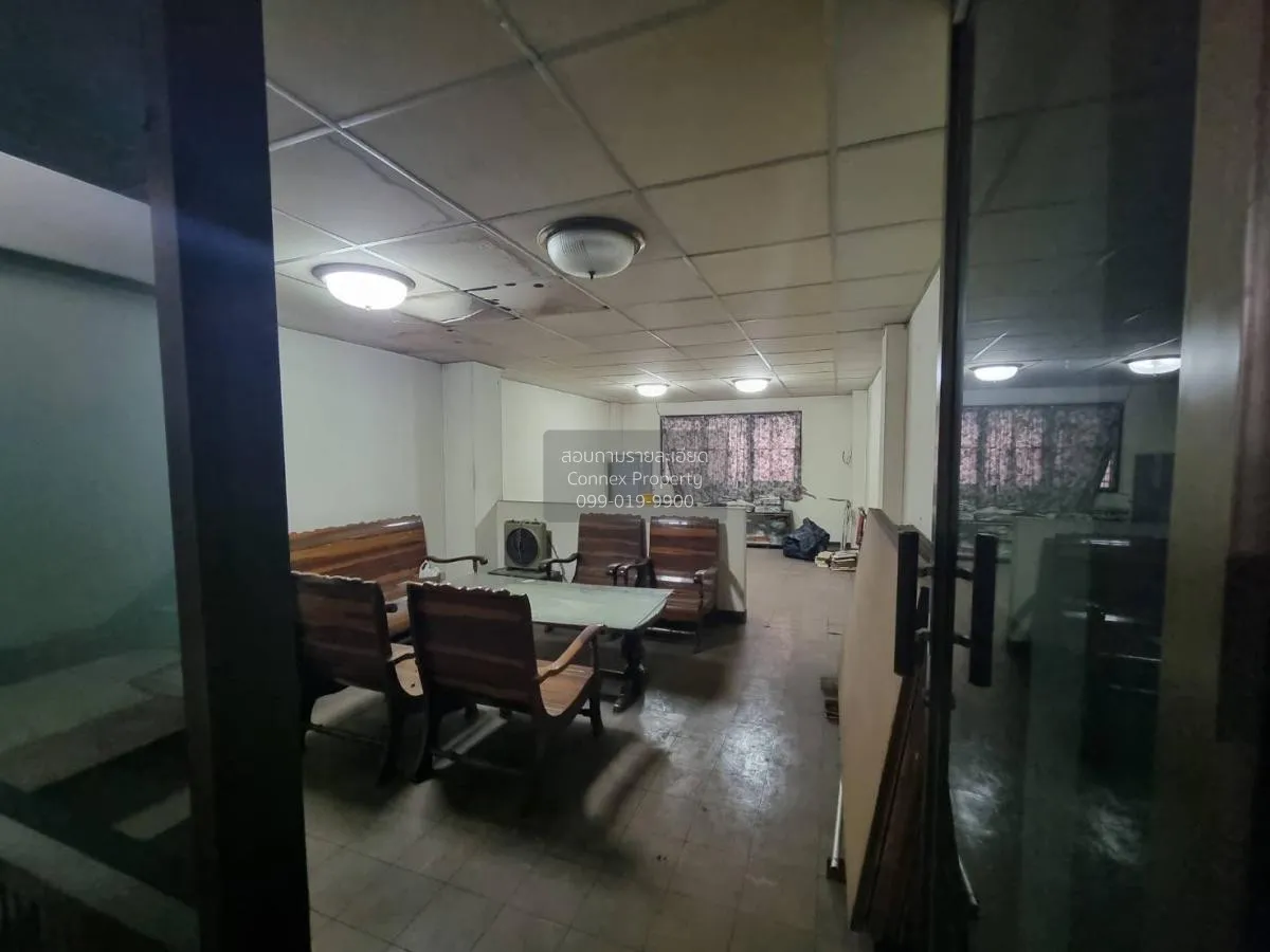 ขายอาคารพาณิชย์ 5 ชั้นครึ่ง  ซอย เพชรเกษม 50/4 บางหว้า เขต ภาษีเจ