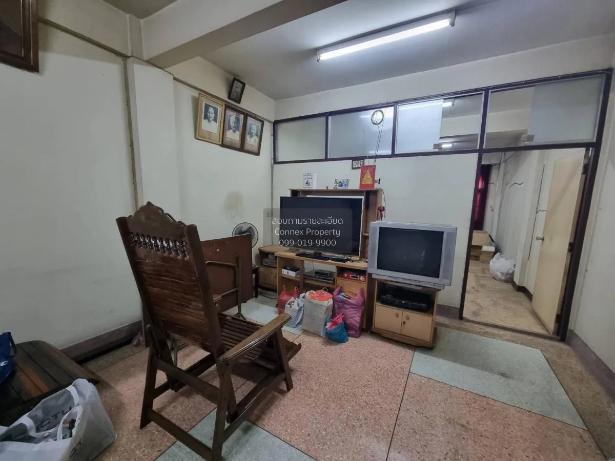 ขายอาคารพาณิชย์ 5 ชั้นครึ่ง  ซอย เพชรเกษม 50/4 บางหว้า เขต ภาษีเจ