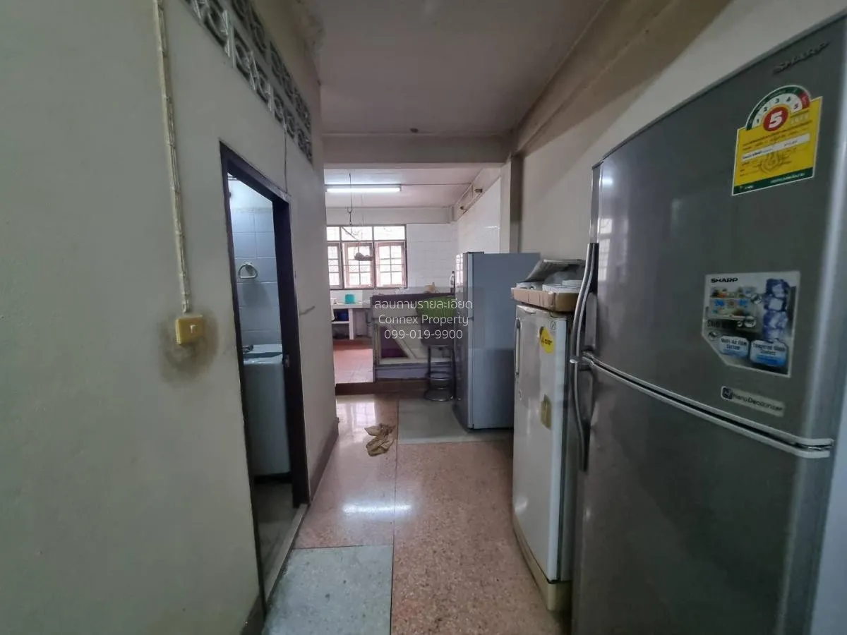 ขายอาคารพาณิชย์ 5 ชั้นครึ่ง  ซอย เพชรเกษม 50/4 บางหว้า เขต ภาษีเจ