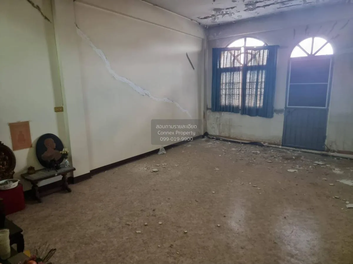 เช่าอาคารพาณิชย์ 5 ชั้นครึ่ง ซอย เพชรเกษม 50/4 บางหว้า เขต ภาษีเจ