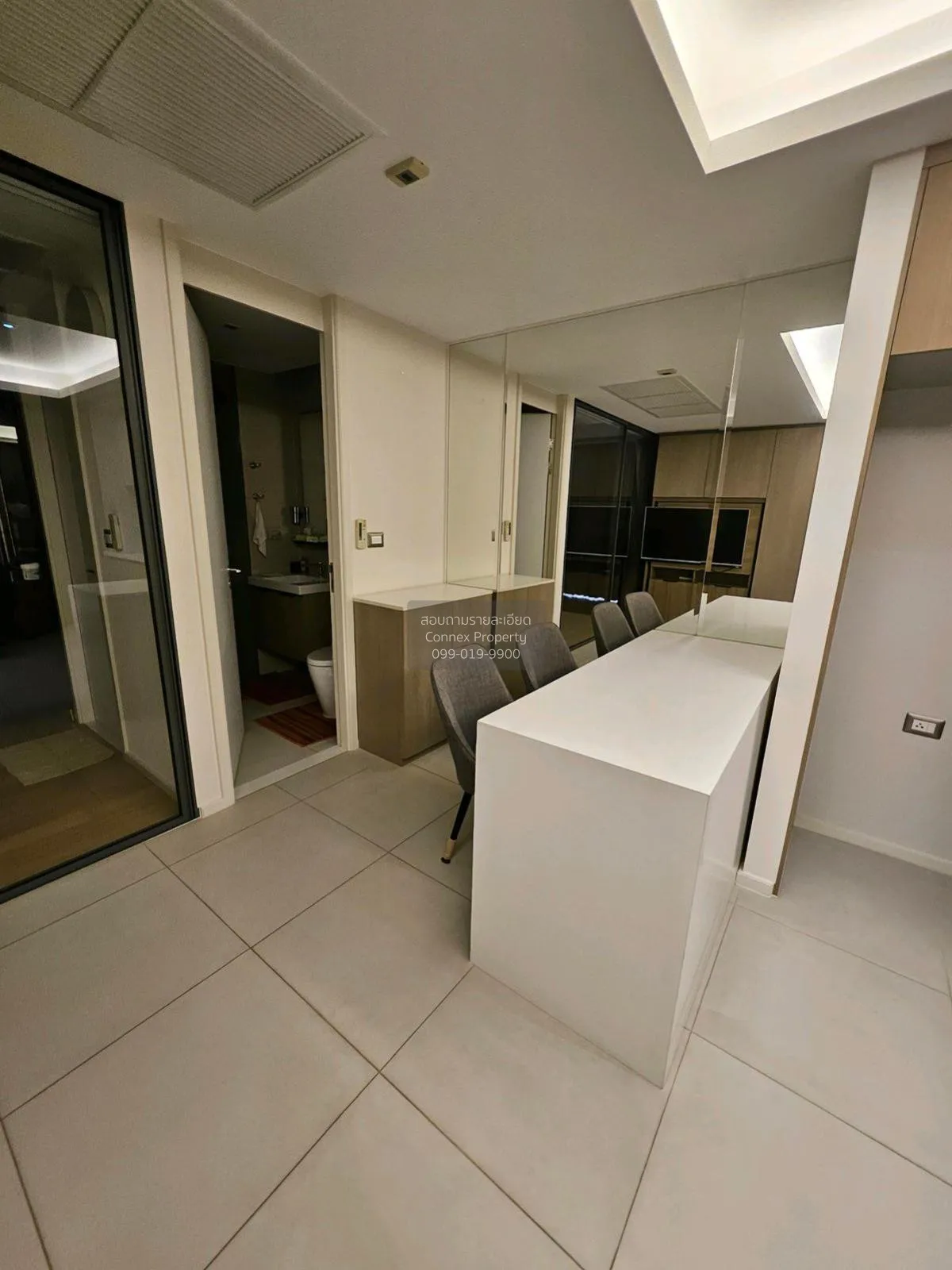 ขายคอนโด  เซอร์เคิล สุขุมวิท 31 BTS-อโศก คลองตันเหนือ เขต วัฒนา ก 3