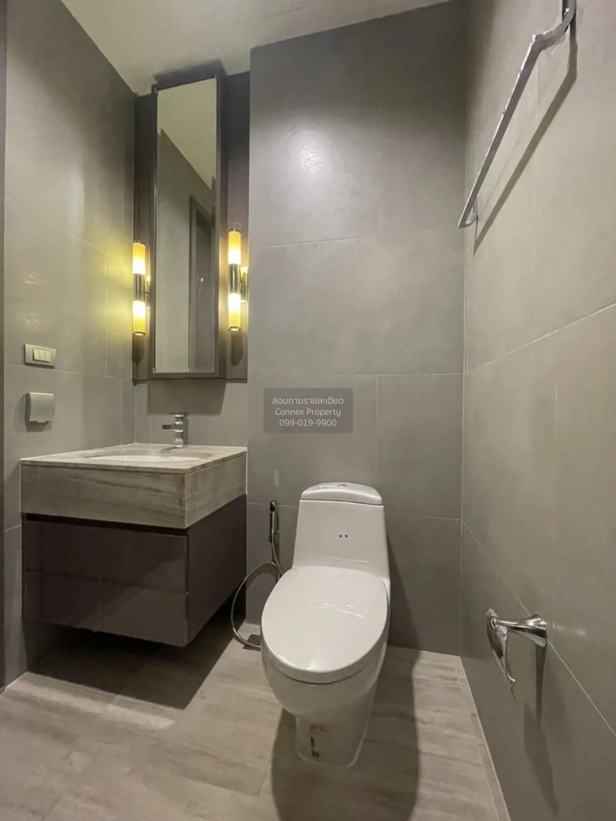 ขายคอนโด  เดอะ ดิโพลแมท สาทร ชั้นสูง BTS-สุรศักดิ์ สีลม เขต บางรั