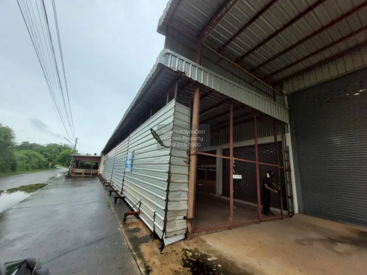 For Sale Warehouse Sakon Nakhon , wide frontage , Phang Khon , Ph