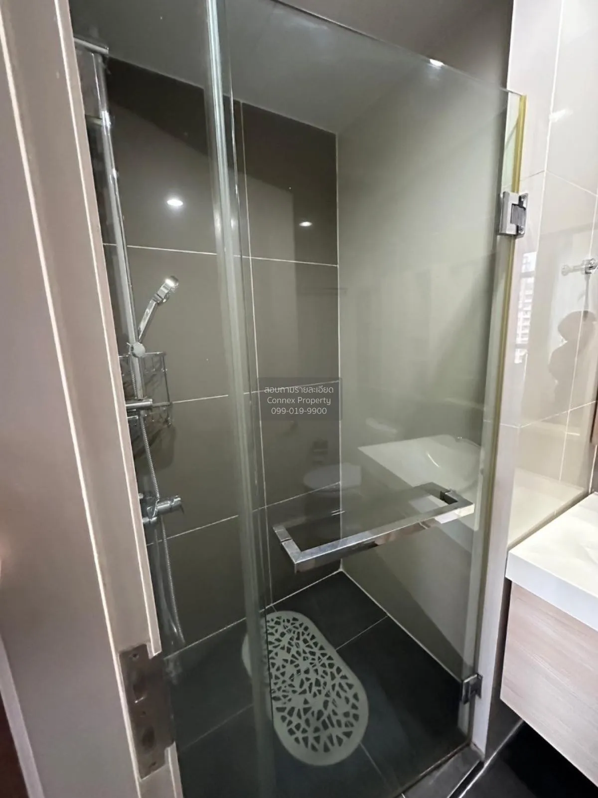 เช่าคอนโด  เดอะ แคปิตอล เอกมัย - ทองหล่อ BTS-ทองหล่อ บางกะปิ เขต  4