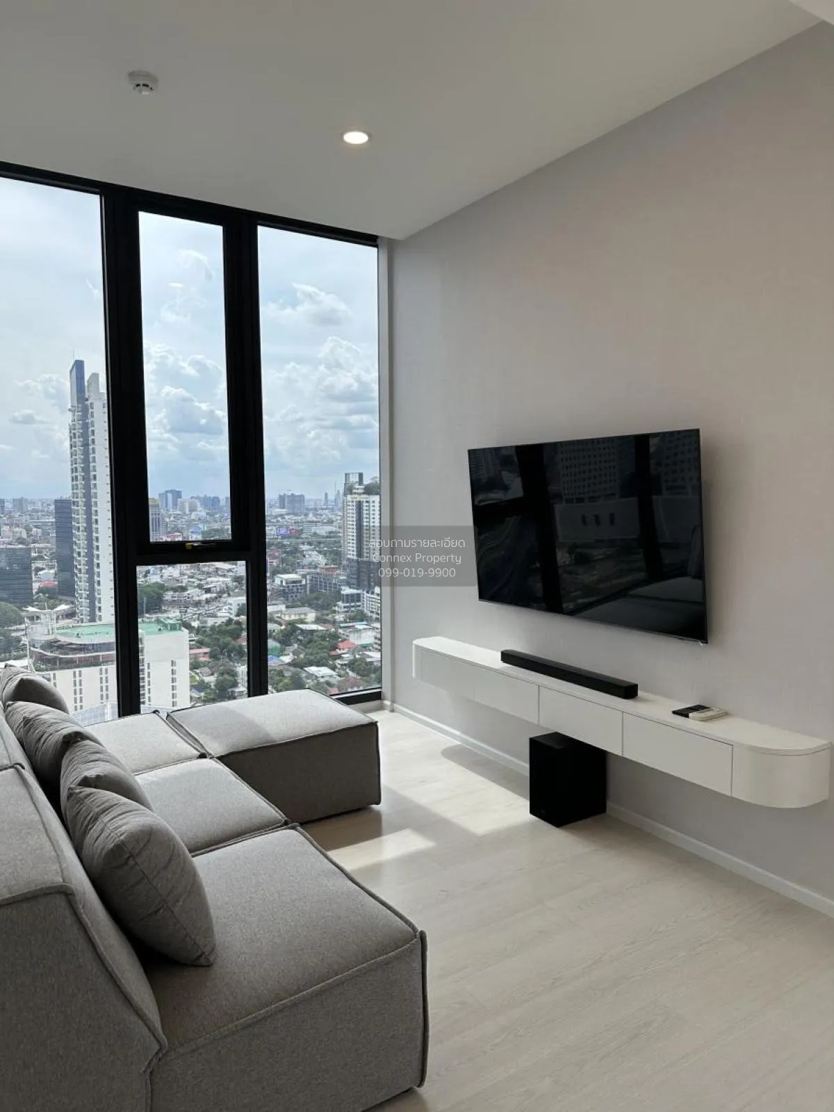 เช่าคอนโด  แมสซารีน รัชโยธิน ชั้นสูง BTS-รัชโยธิน  จันทรเกษม เขต  2