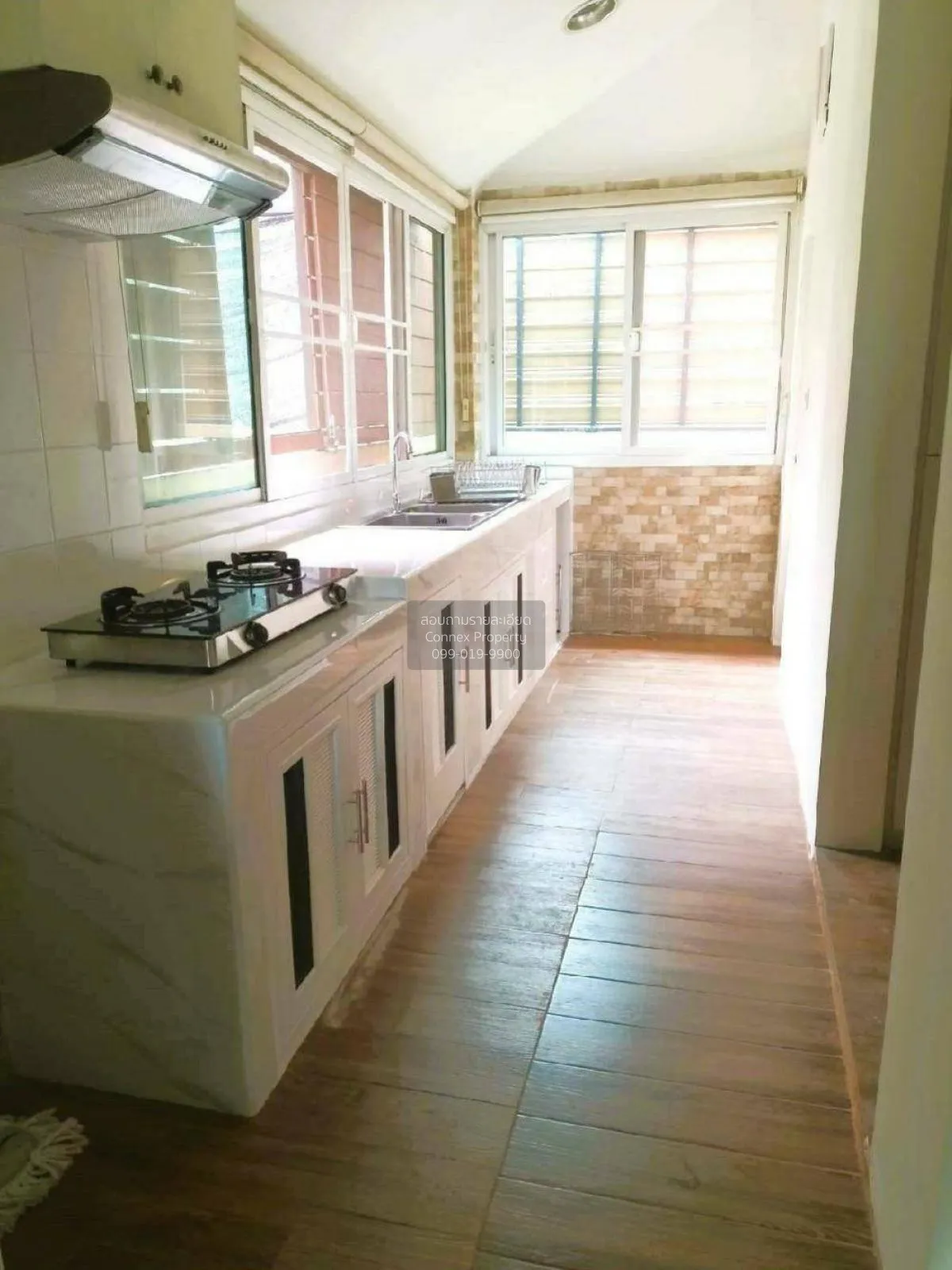 ขายบ้าน  บ้านนันทวัน สวนหลวง ร.9 ดอกไม้ เขต ประเวศ กรุงเทพ CX-108