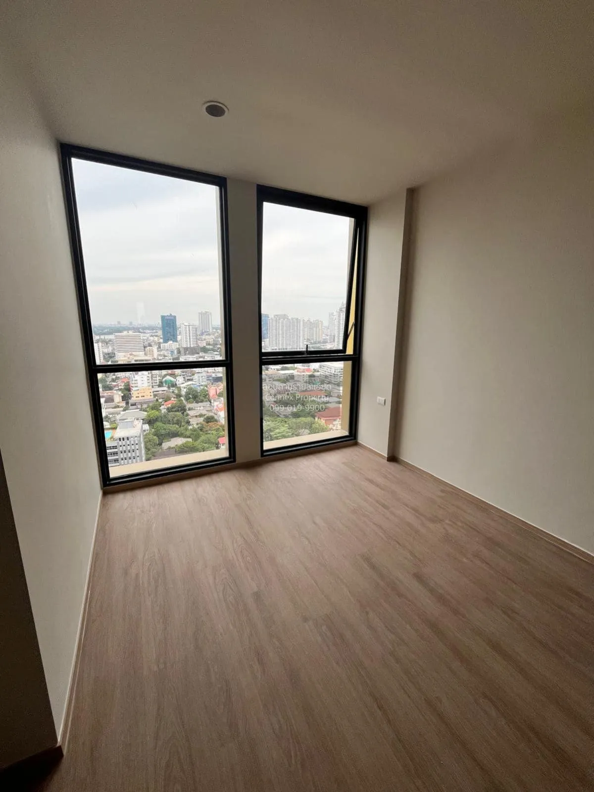 ขายคอนโด  ดิ อิสสระ สาทร BTS-ช่องนนทรี ทุ่งมหาเมฆ เขต สาทร กรุงเท