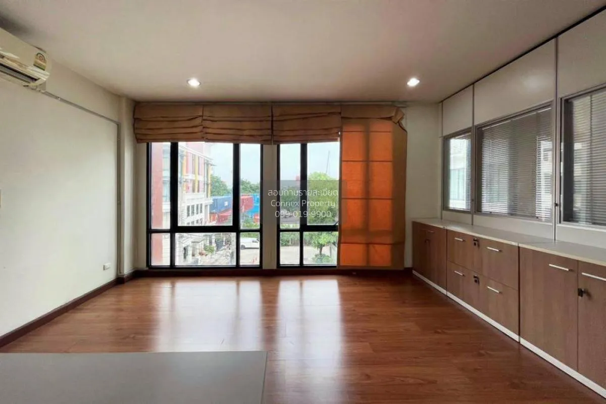 ขายบ้าน  บ้านกลางกรุง ออฟฟิศ พาร์ค บางนา MRT-ศรีเอี่ยม (สายสีเหลื