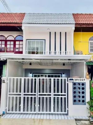 ขายทาวน์เฮ้าส์/ทาวน์โฮม  บ้านหงส์ประยูร 1 บางรักพัฒนา บางบัวทอง นนทบุรี CX-108139