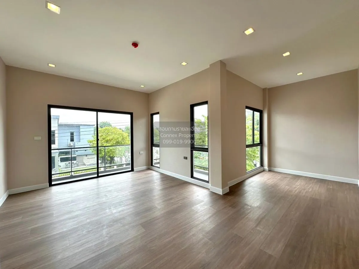 ขายบ้าน  เวนิว ไอดี เพชรเกษม 81 ห้องมุม หนองค้างพลู เขต หนองแขม ก