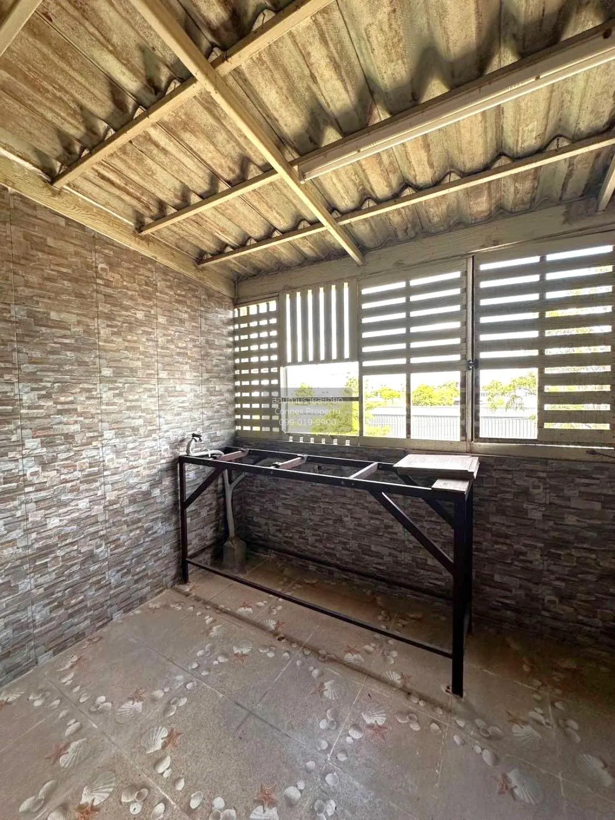 ขายอาคารพาณิชย์  สาย 4 สแควร์ กระทุ่มล้ม สามพราน นครปฐม CX-108289