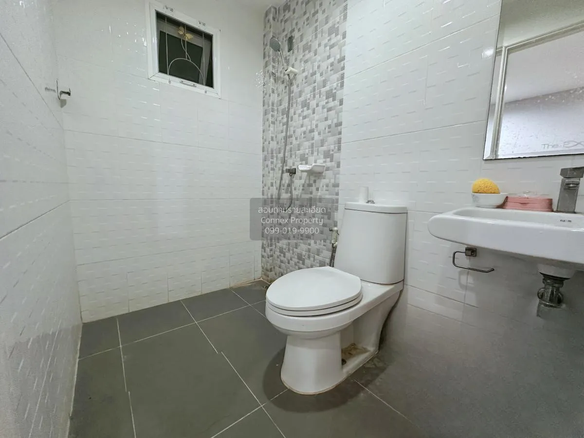 ขายทาวน์เฮ้าส์/ทาวน์โฮม  ดิ เอ็กซ์คลูซีฟ วงแหวน รามอินทรา  MRT-คู