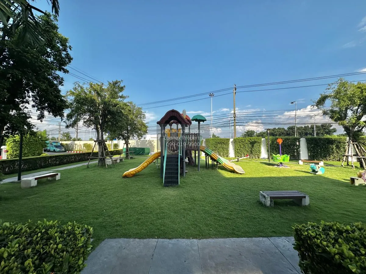 ขายทาวน์เฮ้าส์/ทาวน์โฮม  ดิ เอ็กซ์คลูซีฟ วงแหวน รามอินทรา  MRT-คู