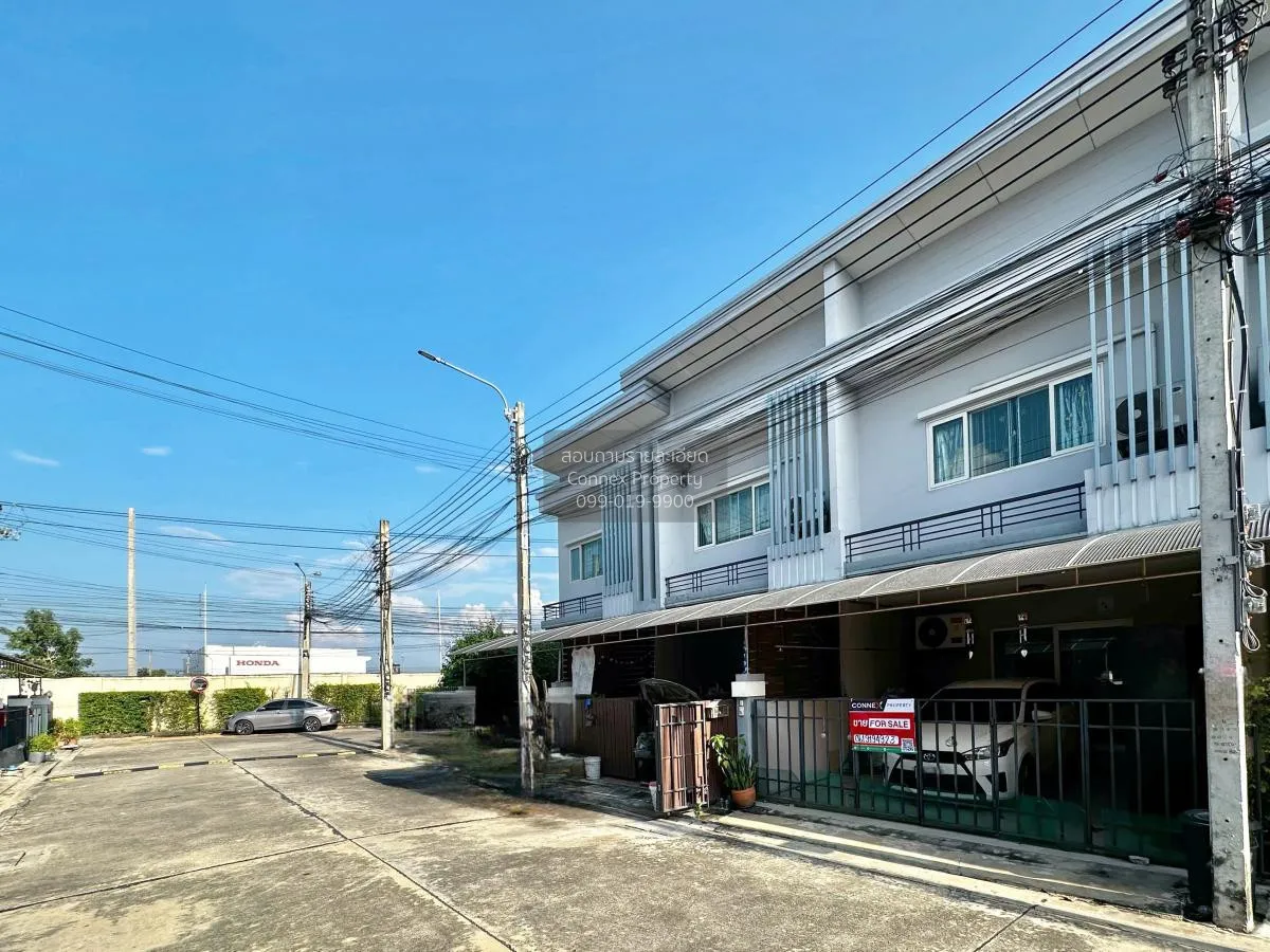 ขายทาวน์เฮ้าส์/ทาวน์โฮม  ดิ เอ็กซ์คลูซีฟ วงแหวน รามอินทรา  MRT-คู 2