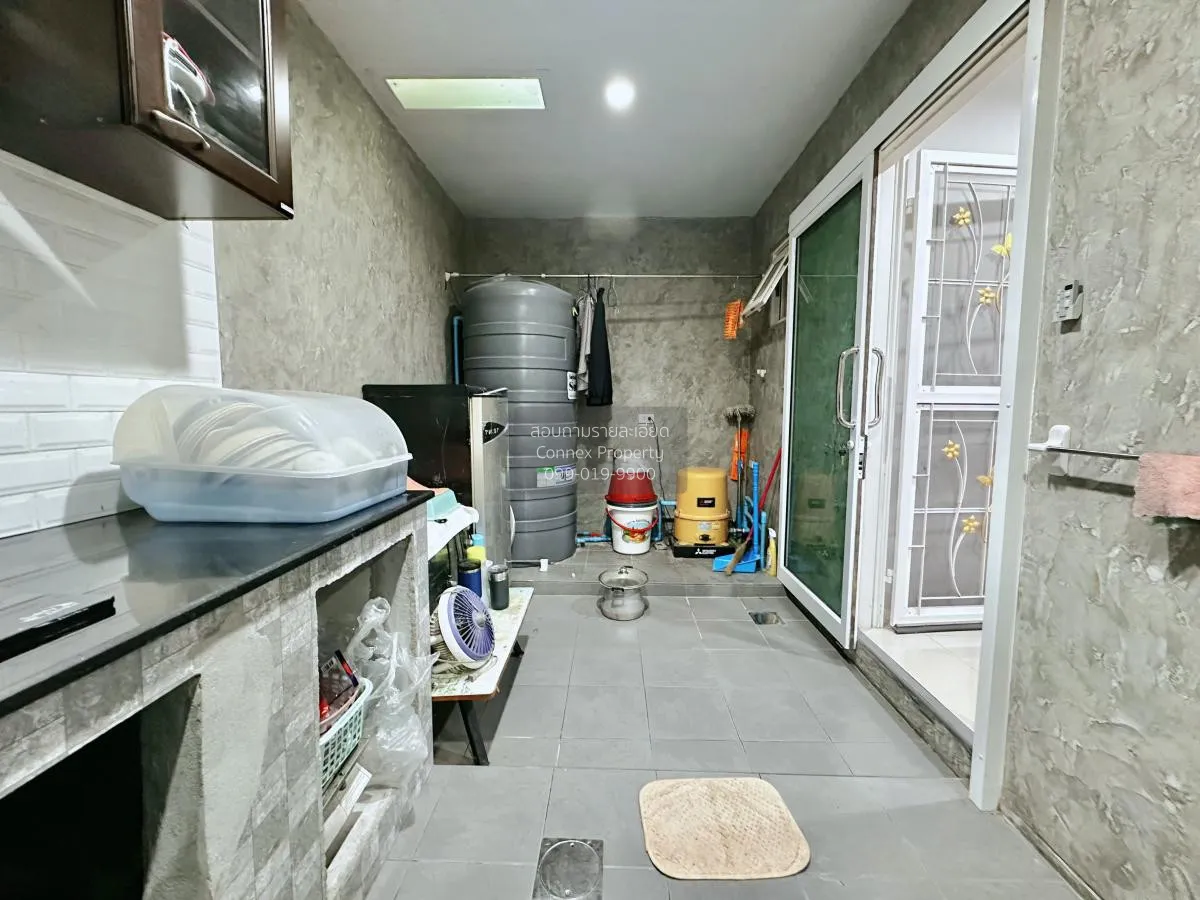 ขายทาวน์เฮ้าส์/ทาวน์โฮม  ดิ เอ็กซ์คลูซีฟ วงแหวน รามอินทรา  MRT-คู