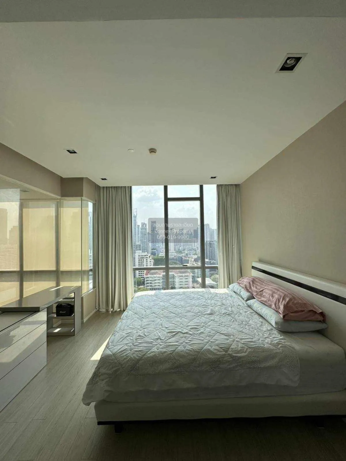 For Sale Condo , The room sukhumvit 21 , Duplex , high floor , BT