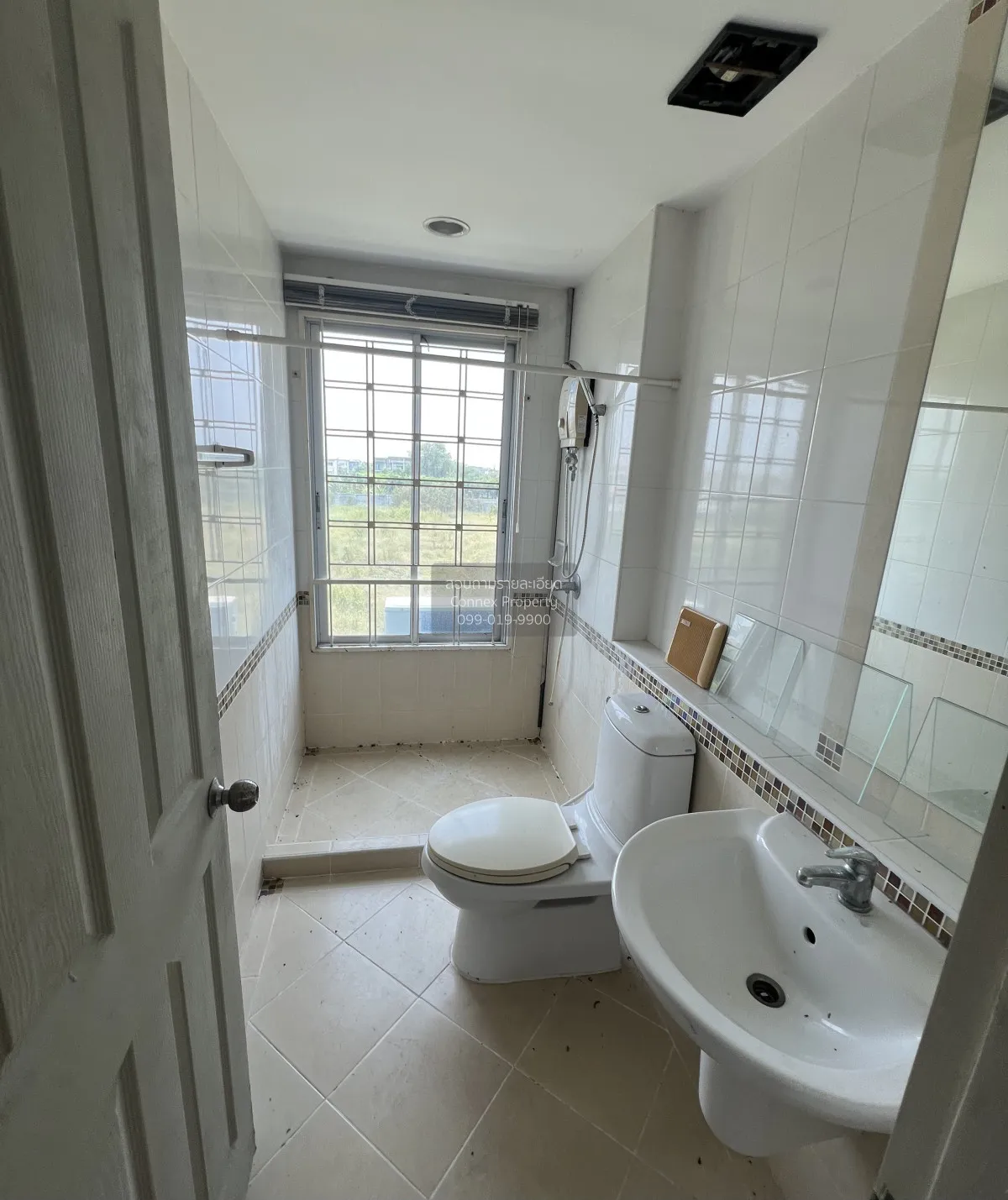 For Sale Townhouse/Townhome  , Baan Klang Muang The Paris Rama 9-