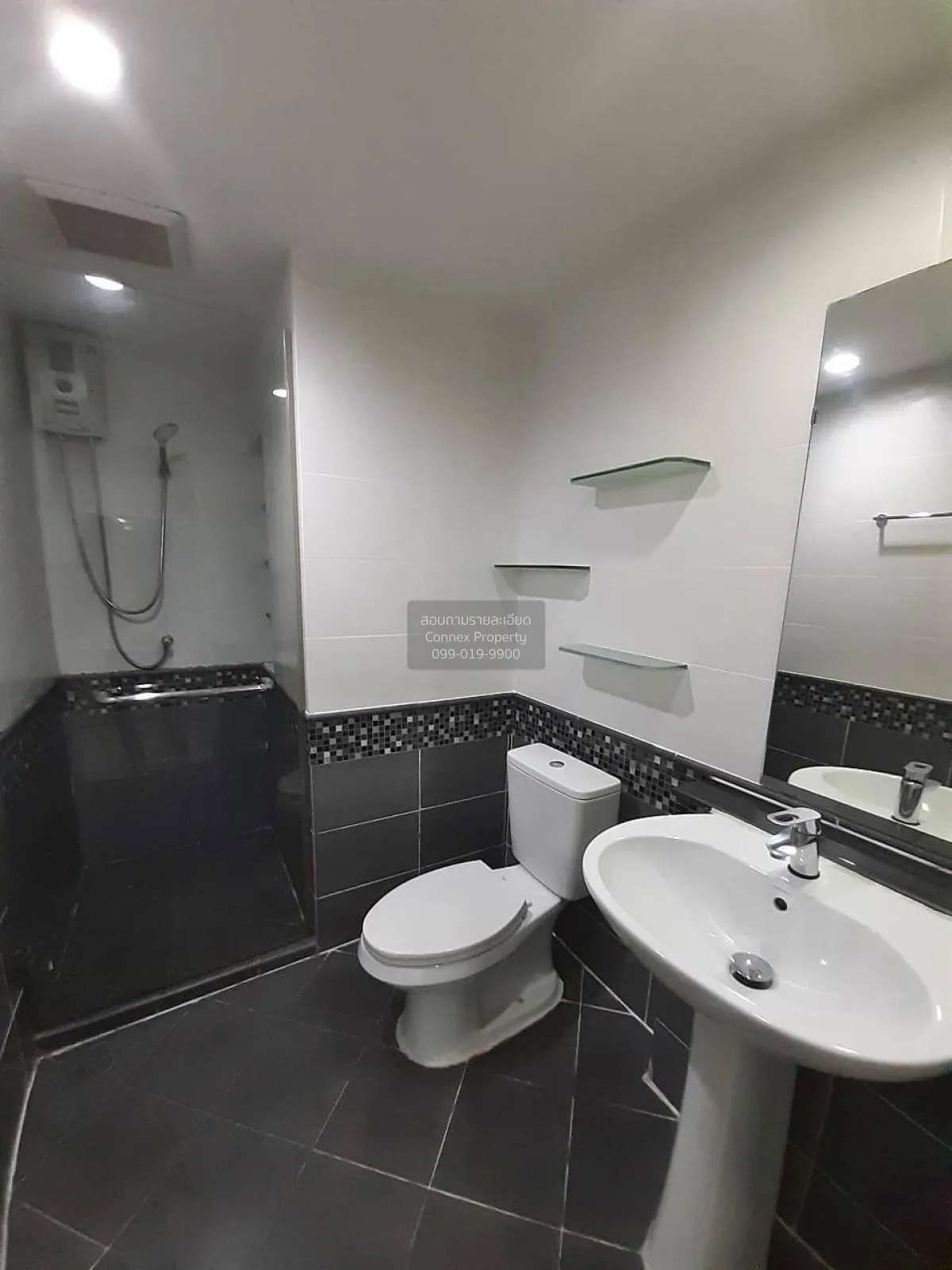 เช่าคอนโด  เดอะ วอเตอร์ฟอร์ด สุขุมวิท 50 BTS-พระโขนง พระโขนง เขต 